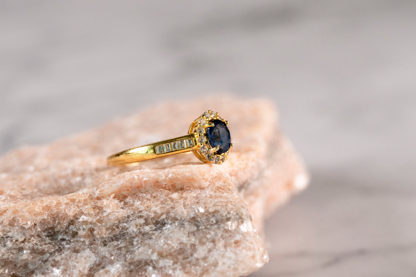 Oval Sapphire Elegance Ring with Diamond Accents in 18k Gold