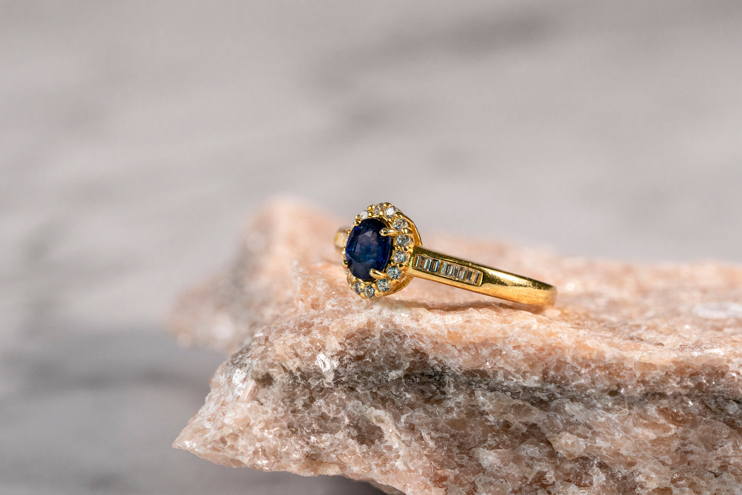 Oval Sapphire Elegance Ring with Diamond Accents in 18k Gold