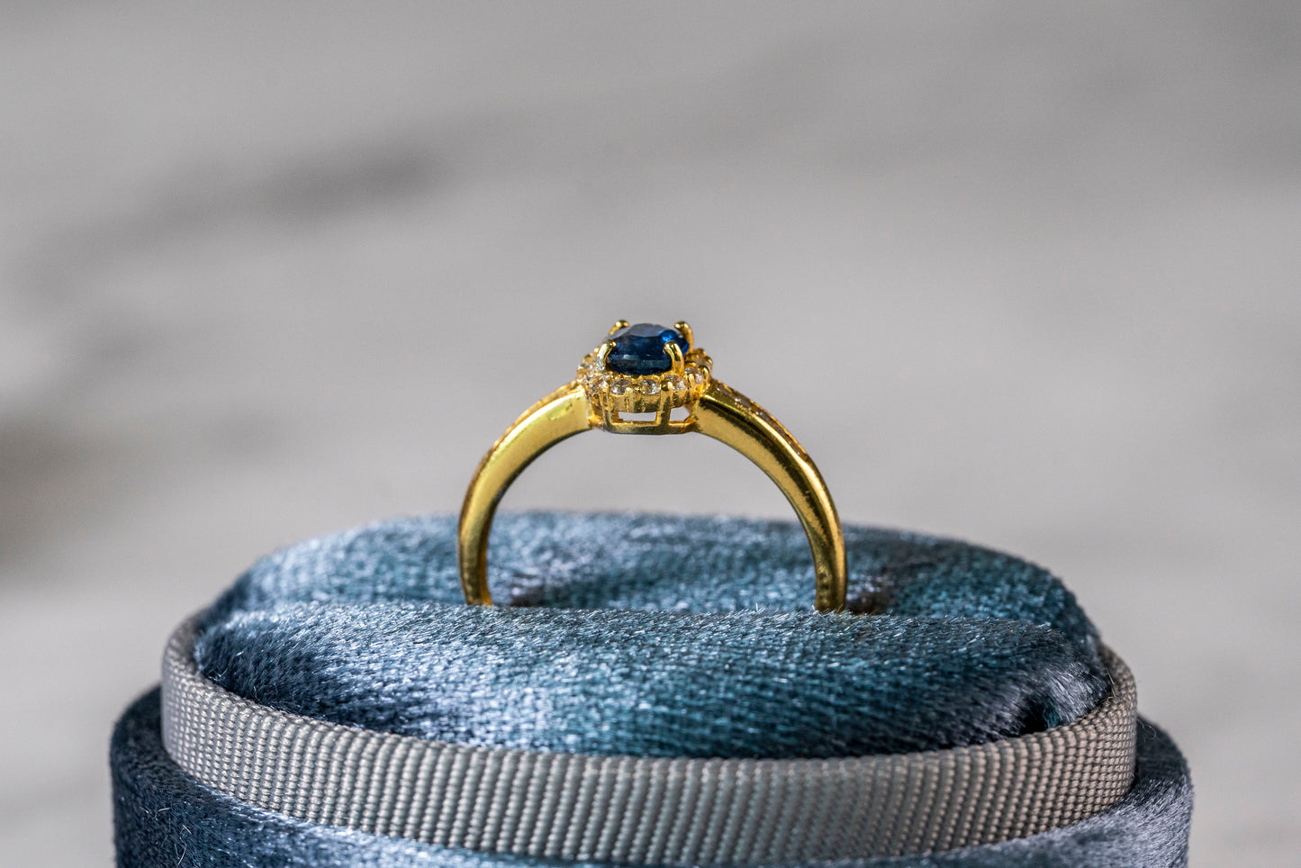 Oval Sapphire Elegance Ring with Diamond Accents in 18k Gold