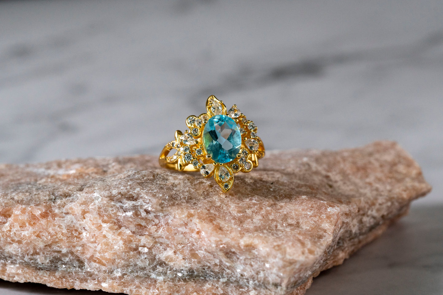 Aqua Blossom Diamond Mosaic Ring in 18k Gold