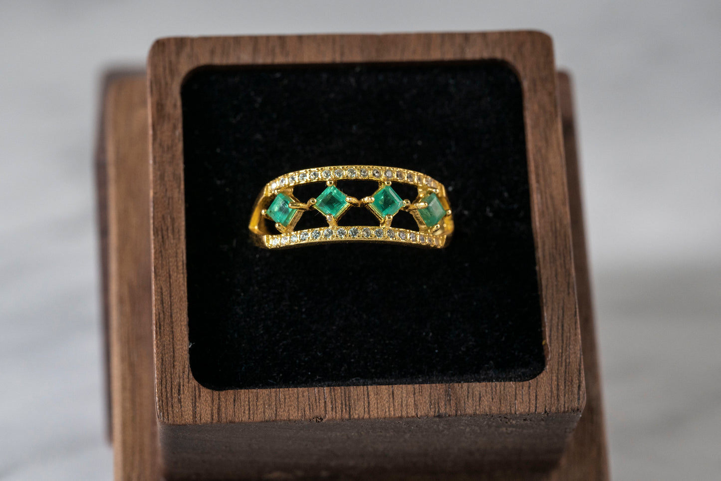 Emerald Cascade Eternity Band with Diamonds in 18k Gold