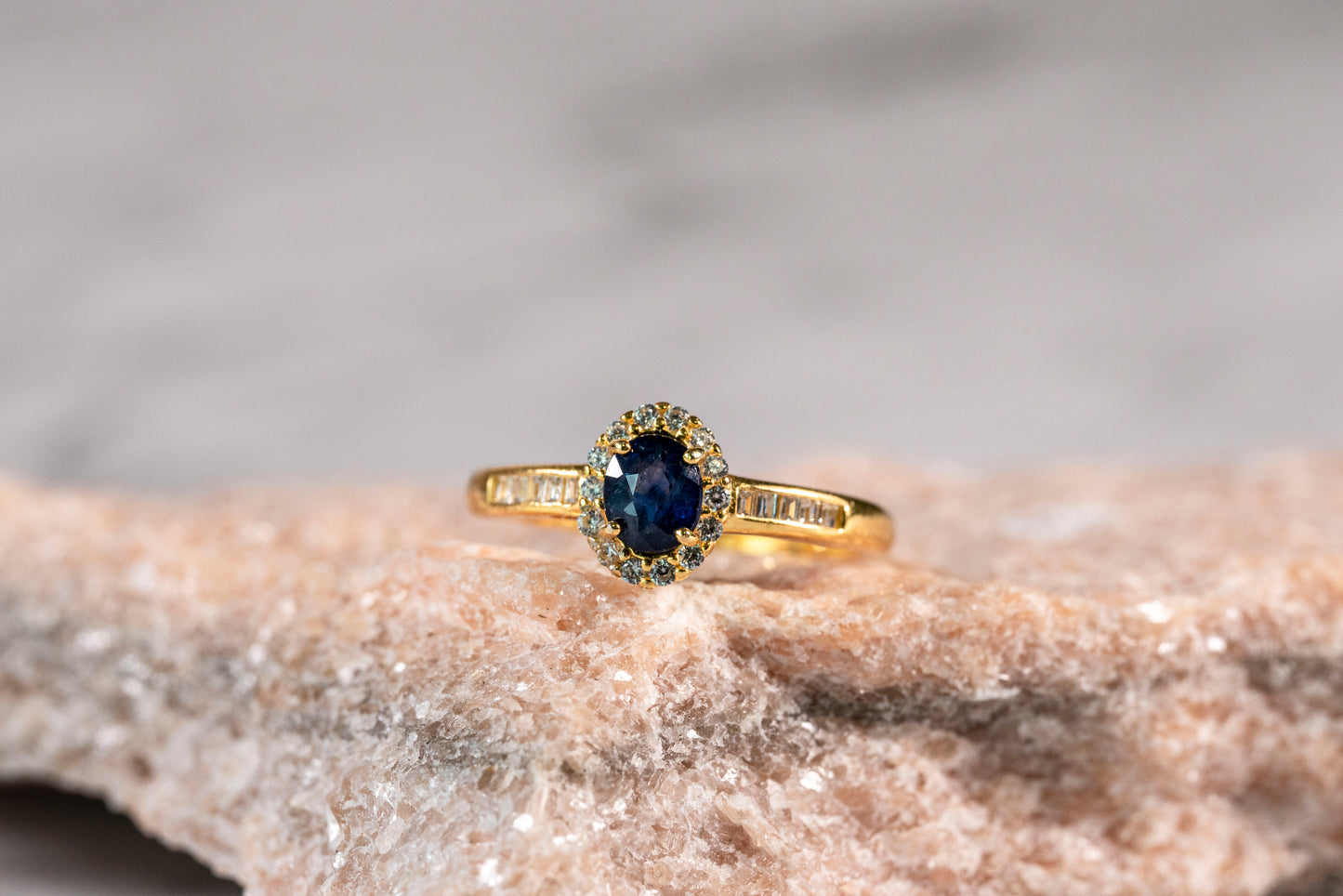 Oval Sapphire Elegance Ring with Diamond Accents in 18k Gold