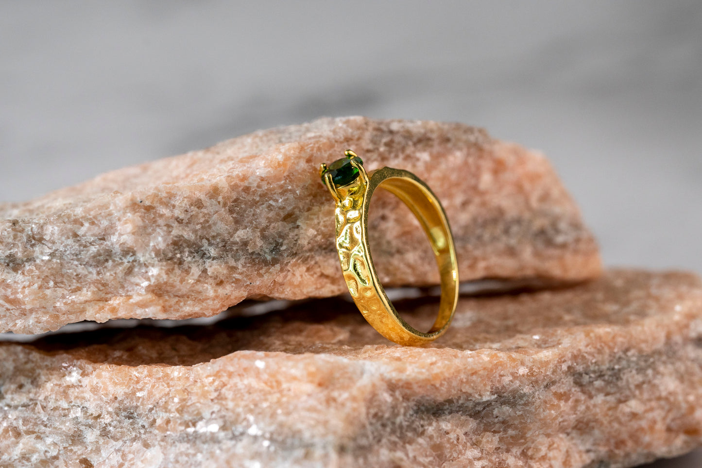 Artisanal Diopside Solitaire in Faceted 18K Gold Band